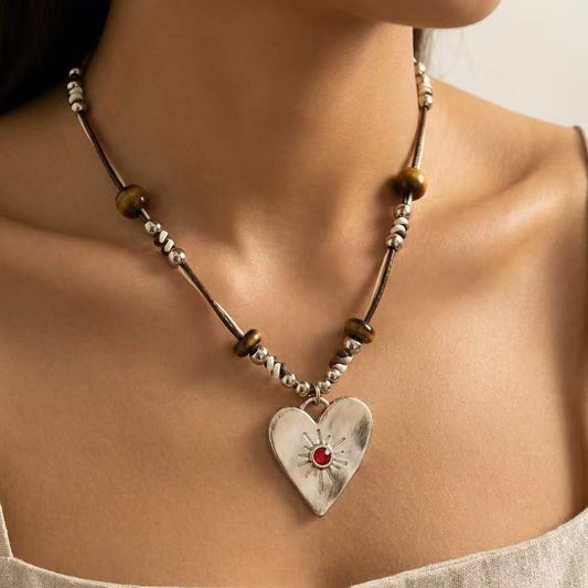 Original Niche Design Vintage Heart Pendant Necklace